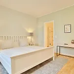 Strandallee 164 Strandallee 164 5