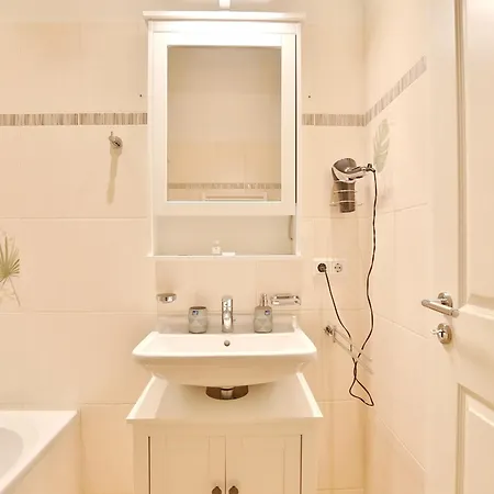 Διαμέρισμα Strandallee 164 Strandallee 164 5 *