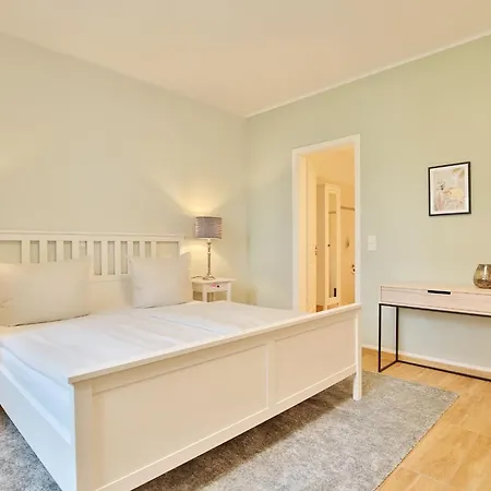 Strandallee 164 Strandallee 164 5